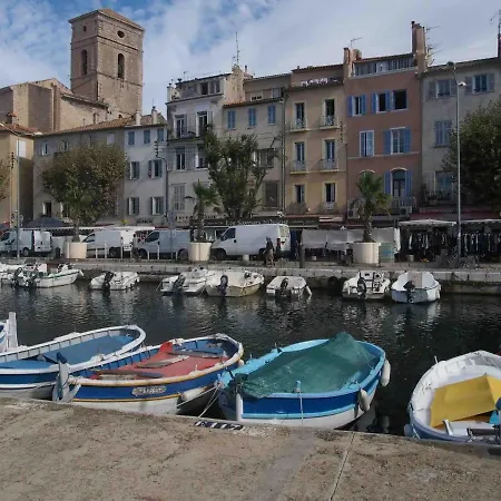 Belle Vue - Port De Λα Σιοτά